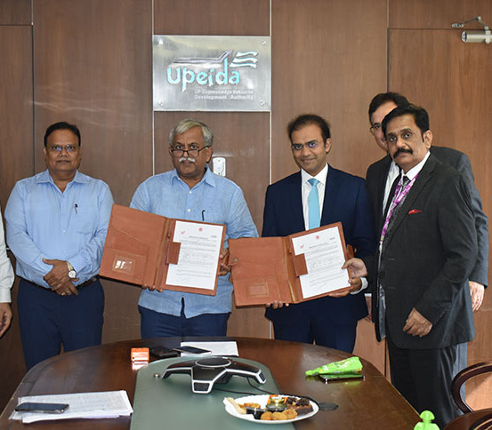 UPEIDA और अदानी समूह के बीच समझौता MoU signed  की छवि