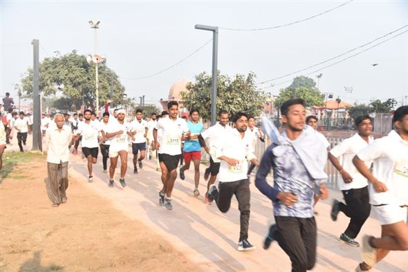 यूपीडा द्वारा प्रायोजित रन फ़ॉर आस्था कार्यक्रम का आयोजन RML विश्वविद्यालय अयोध्या द्वारा 24.10.19 को किया गया/Run for Aastha programme sponsored by UPEIDA was organised on 24.10.19 by RML University Ayodhya