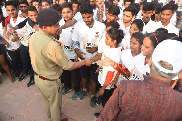 यूपीडा द्वारा प्रायोजित रन फ़ॉर आस्था कार्यक्रम का आयोजन RML विश्वविद्यालय अयोध्या द्वारा 24.10.19 को किया गया/Run for Aastha programme sponsored by UPEIDA was organised on 24.10.19 by RML University Ayodhya